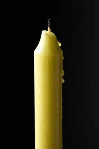 Detail image of the Beautiful Dinner Candle - Lime Green