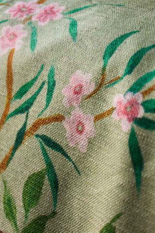 Image of the texture of the Cedomin Quilt Tapestry Throw In Mint