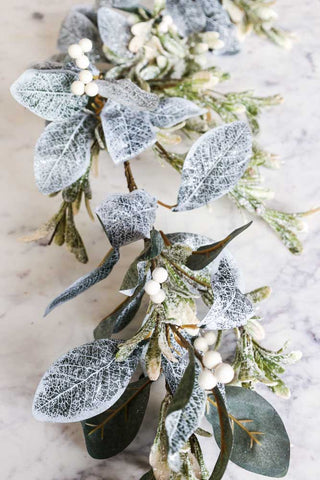Image of the finish for the Frosted Laurel & Mistletoe Christmas Garland