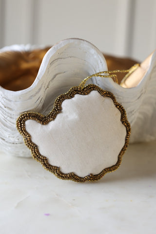 Image of the back of the Gold Beaded Shell Christmas Decoration