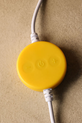 Image of the switch for the Smiley Floor Lamp