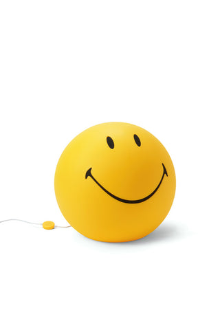 Image of the Smiley Floor Lamp on a white background