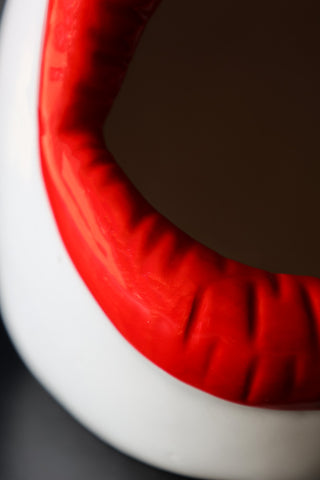 Detail image of the Red Lips Ashtray