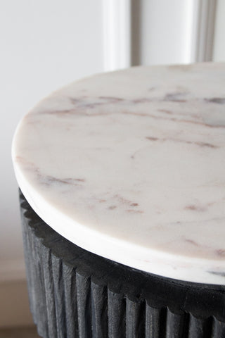 Image of the marble top on the Mango Wood & Marble Dark Oval Console Table