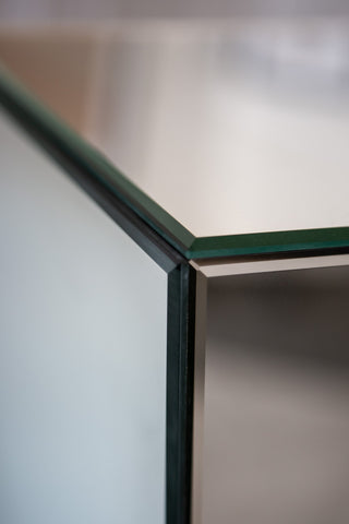 Detail image of the stunning shard mirrored bar table