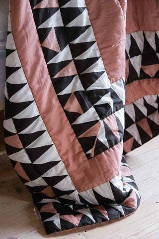 Detail image of the King Size Pink & Black Geometric Pattern Quilt