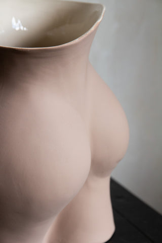 Close up image of the back of the Raw Ceramic Clay Best Bottom Vase