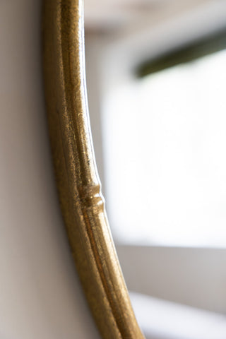 Detail image of the Round Antique Gold Wall Mirror