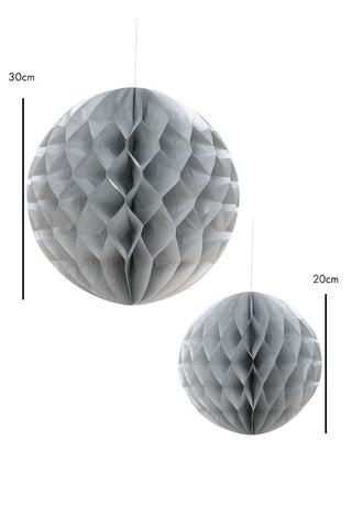 Dimension image of the Set Of 2 Silver Honeycomb Ball Decorations