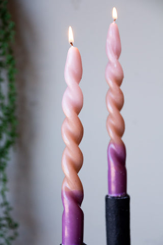 Image of the Set Of 4 Spiral Pink Ombre Dinner Candles