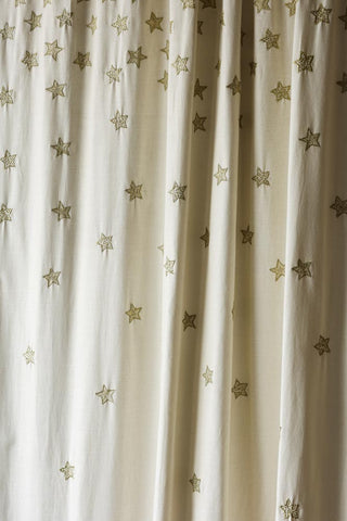Image of the stars for the Set of 2 Cream Curtains with Gold Embroidered Stars