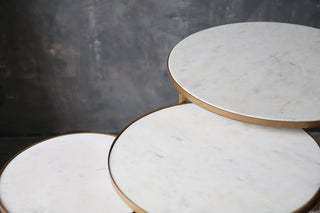 Round Nest Of 3 Marble Side Tables landscape on dark grey background detail image